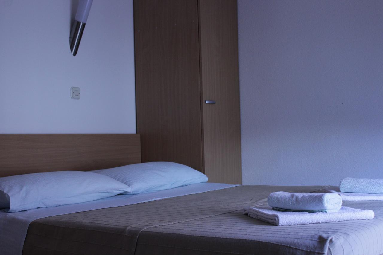 Apartments Barbic 梅杜林 外观 照片